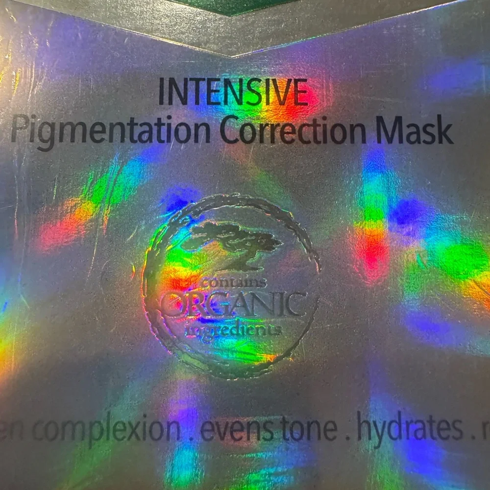 Secret Collagen Intensive Pigmentation Correction Mask sealed in box